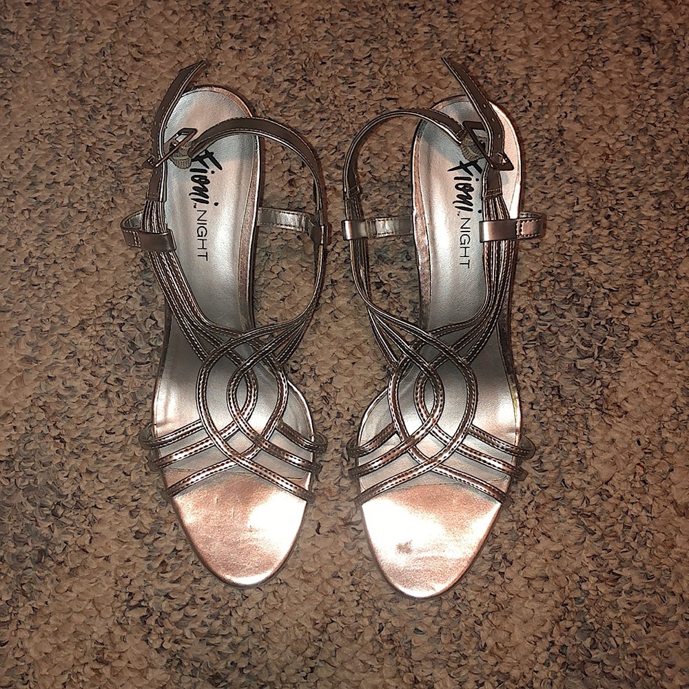 Fioni Night Silver Heels w Ankle Strap